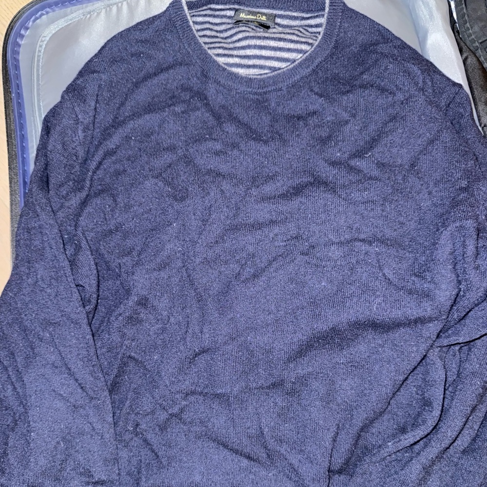 Dark blue massimo dutti sweater